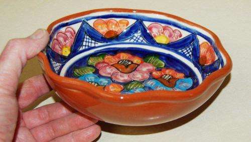 2 Very attractive ceramic bowls from Portugal - Largest Diameter 180mm Depth 50mm