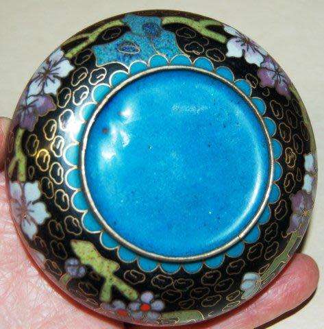 Attractive Cloisonne Ashtray - Diameter 90mm Depth 35mm
