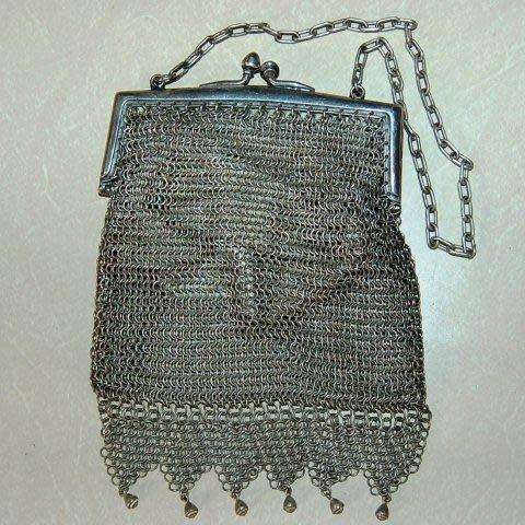 Vintage Silver Plated Chainmail Ladies Purse - Length 130mm Width 120mm See description for details