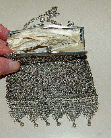 Vintage Silver Plated Chainmail Ladies Purse - Length 130mm Width 120mm See description for details