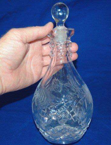 Rose Cut Lead Crystal Decanter - Total Height 250mm