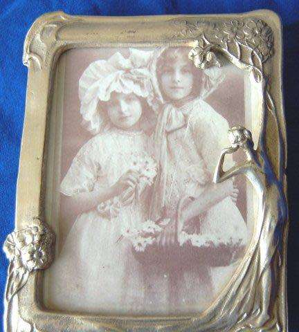 Vintage Silver Plated Picture Frame with Embossed Figurine - 160mm X 120mm (Slight wear)