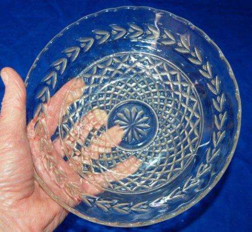 2 Attractive Glass Bowls - As per pictures - Sold as one lot - Largest Diameter 205mm