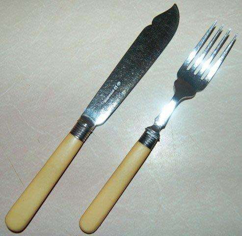 Mappin & Webb Silver Plated 12 Pce Fish Knife & Fork Set - Knife Length 205mm Read description.