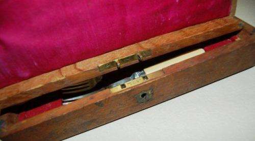 Mappin & Webb Silver Plated 12 Pce Fish Knife & Fork Set - Knife Length 205mm Read description.