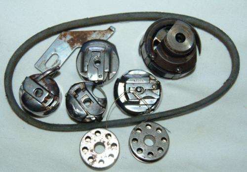 Singer Portable Electric Sewing Machine No. 221K - Please read description and see all pictures.