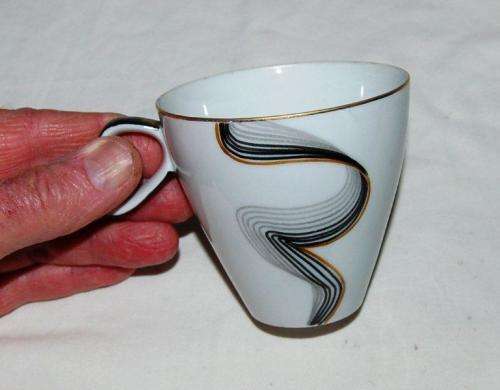 6 Japanese NARUMI cups with Serving Plate and 5 Side Plates - Plate is 270mm Dia - Cup height 80mm