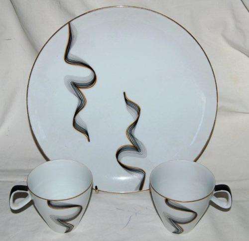 6 Japanese NARUMI cups with Serving Plate and 5 Side Plates - Plate is 270mm Dia - Cup height 80mm