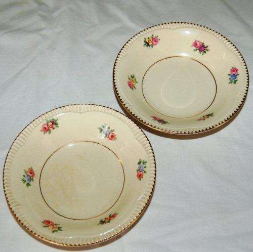 Beautiful Pair of Clarice Cliff Pin Dishes - Dia. 125mm