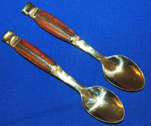 4 Australian Teaspoon as per pictures