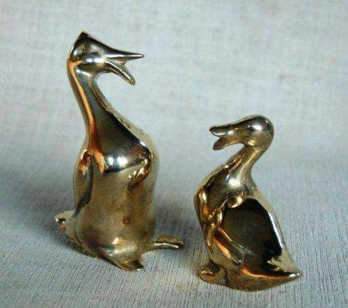 Family of 5 Vintage Solid Brass Ducks (Weight 1.85kg's) Tallest 90mm