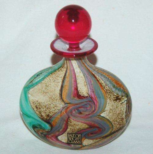 Stunning ISLE OF WIGHT GLASS perfume bottle. Height 125mm See all pictures.
