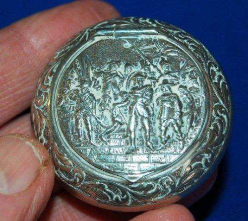 Pill Box with Night Watch Decor - Diameter 45mm - Dutch Silver (.875 - 25 grams)