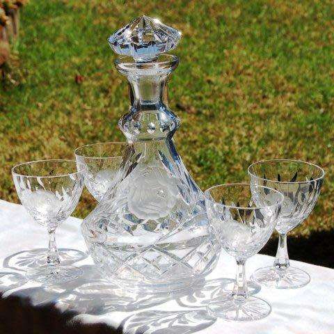 Stunning Rose Cut Lead Crystal Decanter with 4 Rose Cut Sherry Glasses - See description for sizes
