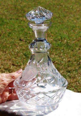 Stunning Rose Cut Lead Crystal Decanter with 4 Rose Cut Sherry Glasses - See description for sizes
