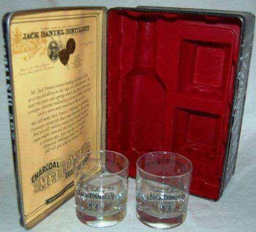 Jack Daniels No.7 Tennessee Whiskey Tin with 2 Tumblers - As per pictures.