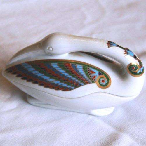 Vintage Elizabeth Arden "Treasures of the Pharaohs" width 140mm Height 80mm