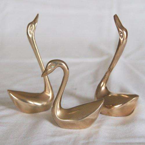 3 Brass Swans - Tallest 90mm