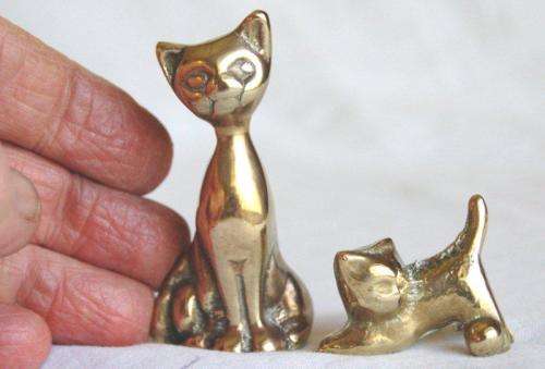 Solid Brass Cat & Kitten - Cat is 70mm