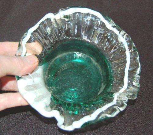 Attractive Glass Ashtray - Diameter 150mm Depth 65mm