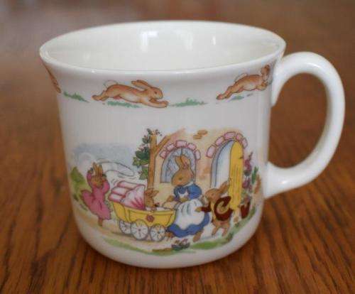 Bunnykins `Royal Doulton` Childrens Set. 1 Plate 1 Cereal Bowl and 1 Mug - Original Box included.