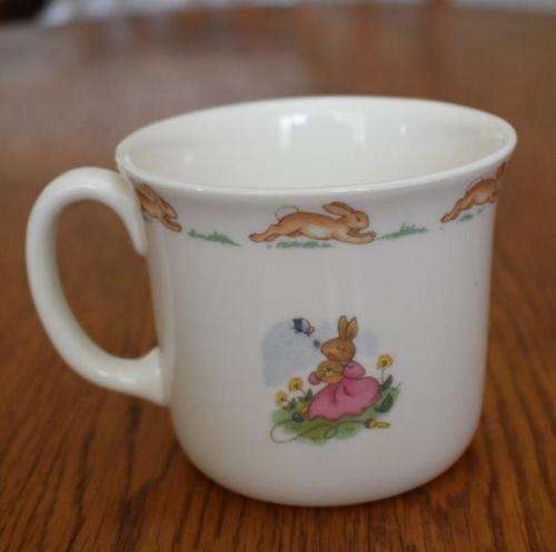Bunnykins `Royal Doulton` Childrens Set. 1 Plate 1 Cereal Bowl and 1 Mug - Original Box included.