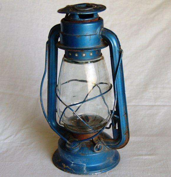 Vintage paraffin Lantern - Needs a new Wick - Height 290mm