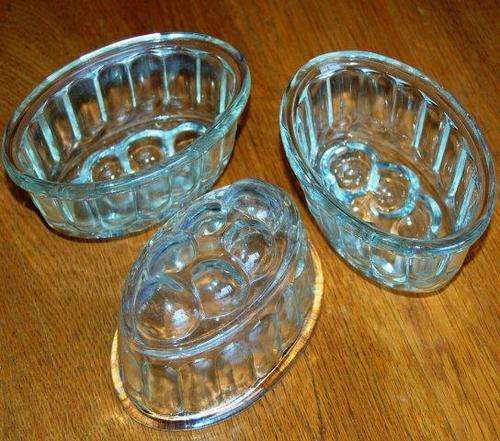 Set of 3 Vintage Glass Jelly Molds - Length 135mm Width 90mm and Depth 75mm