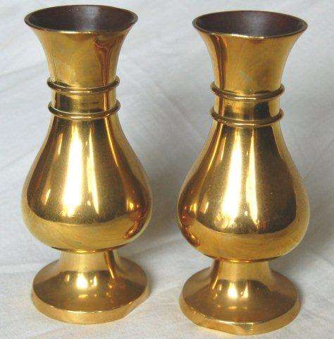 Quality Pair of Heavy Brass Vases - Height 190mm - See all details below.
