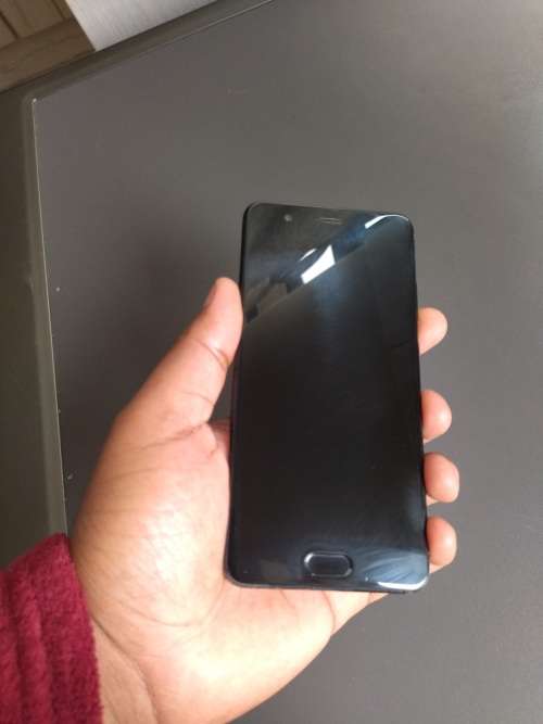Huawei P10 Plus 128GB / 6GB RAM (FAULTY / FOR REPAIRS)