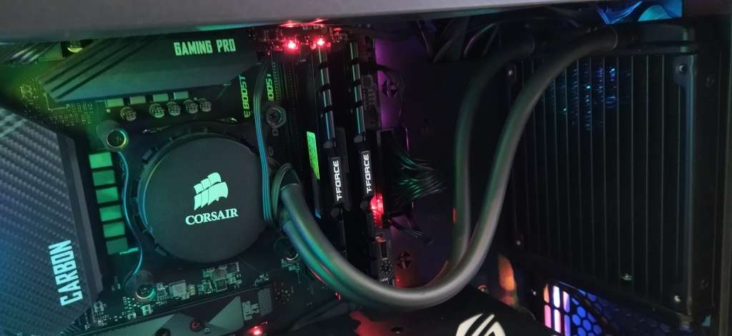 Corsair Hydro Series H90 AIO CPU Cooler