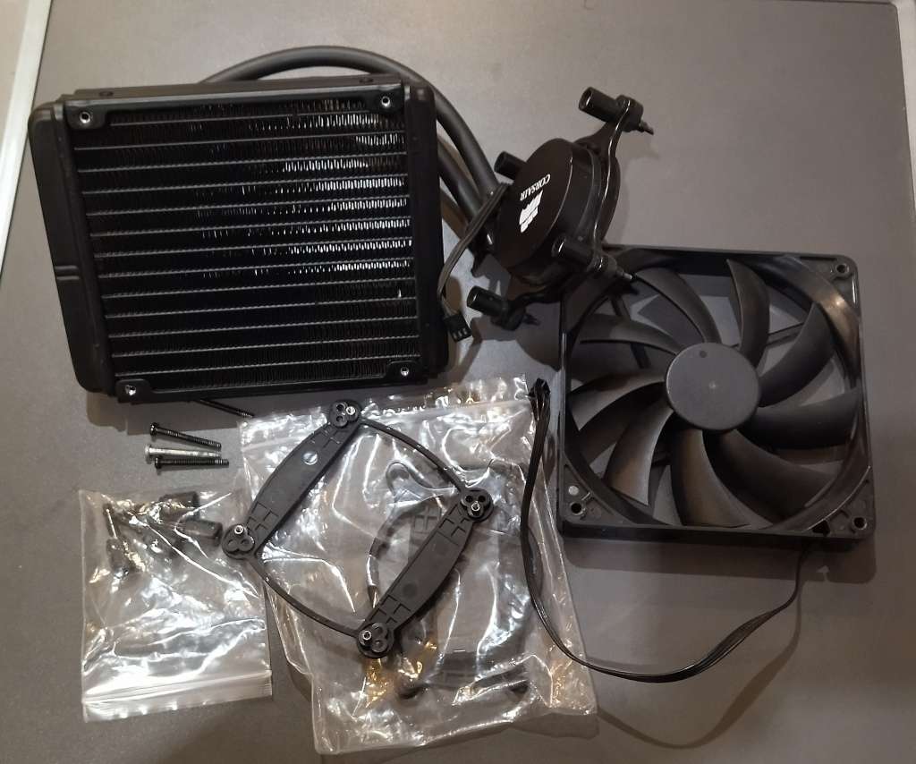 Corsair Hydro Series H90 AIO CPU Cooler