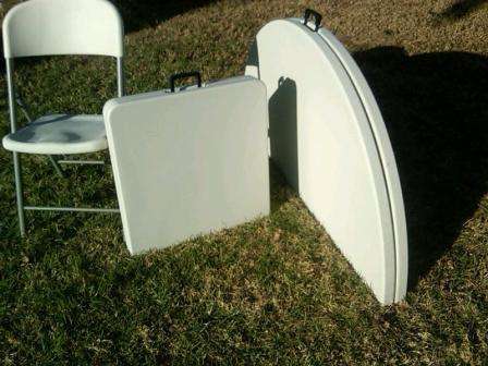 FOLD UP PLASTIC TABLES AND CHAIRS...ALL NEW ROUND TABLE!!!