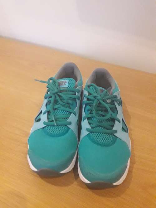 Ladies Nike training shoes size 5