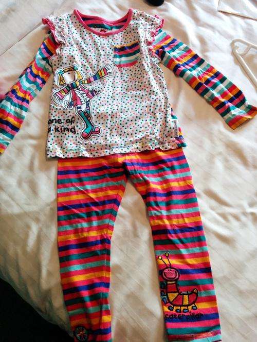 Baby Girl Colorful 2 piece set Long sleeves by Mothercare in size 3-4years