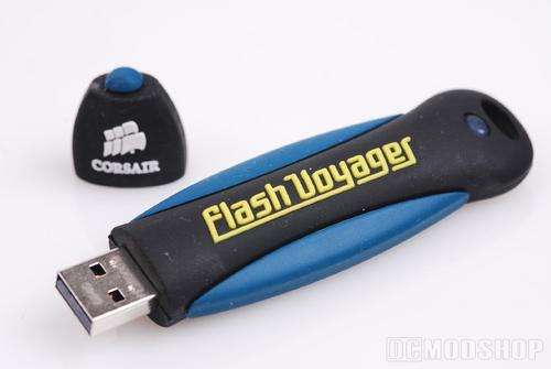CORSAIR 128 GB USB Flash Drive