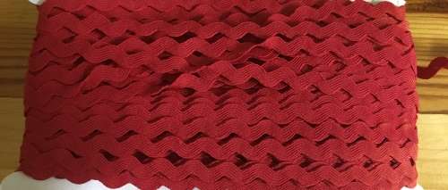 10mm Red ric rac trimming - sold per metre
