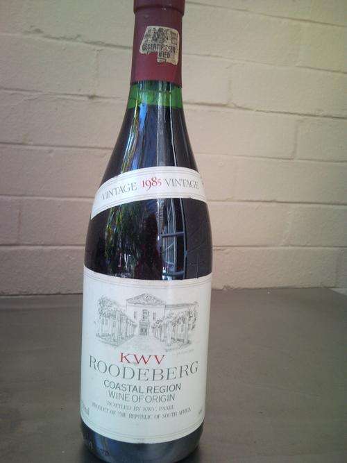 Rare collectable Vintage 1985 KWV Roodeberg Wine (SEALD)