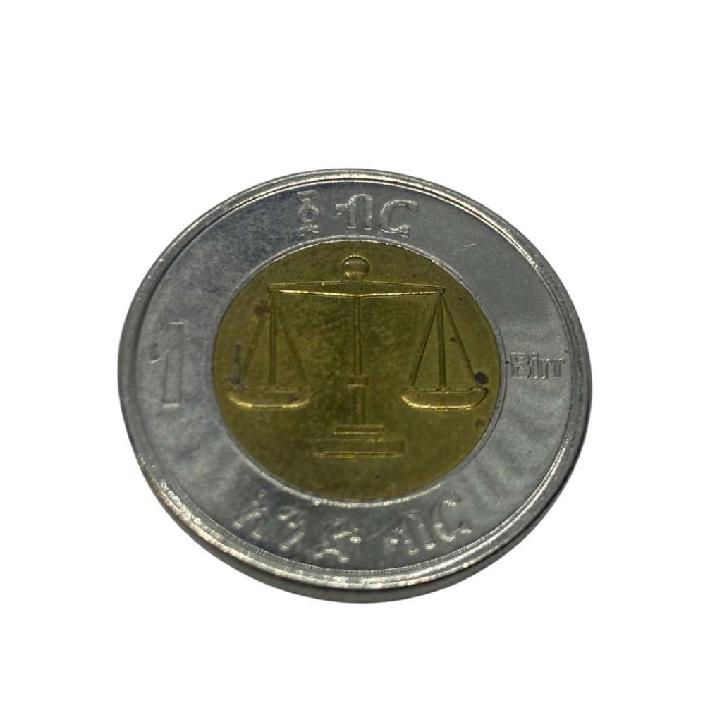 Mixed internationl coins