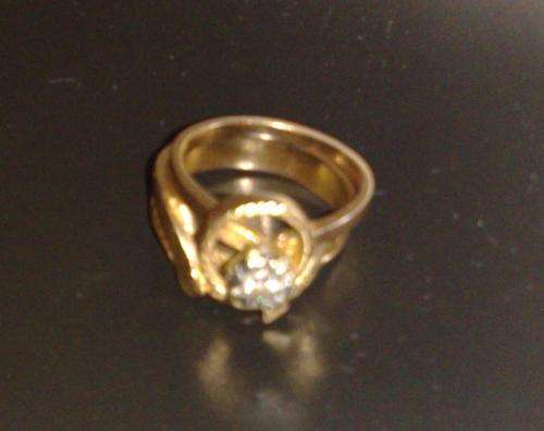 22ct SOLID GOLD DIAMOND RING SET!!!STUNNING!!