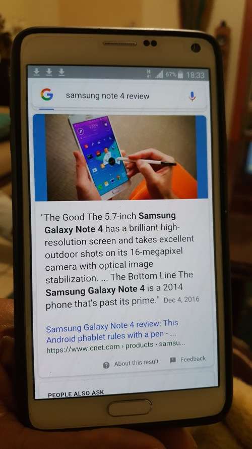Samsung Note 4 white in colour. 5.7 inch