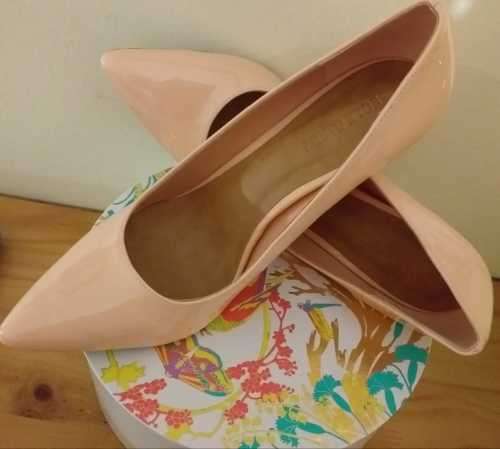 Sole Candyb Peach Patent  Donna Basic Pumps