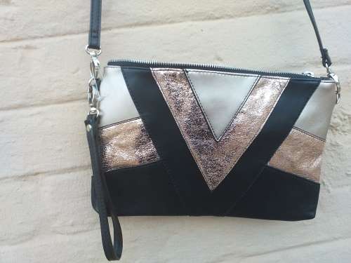 PIMKIE EDITION SLING CROSS OVER BAG