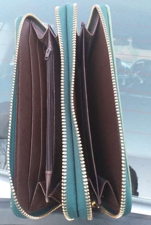 Brat & Scot Green Double Zipper Snake Purse