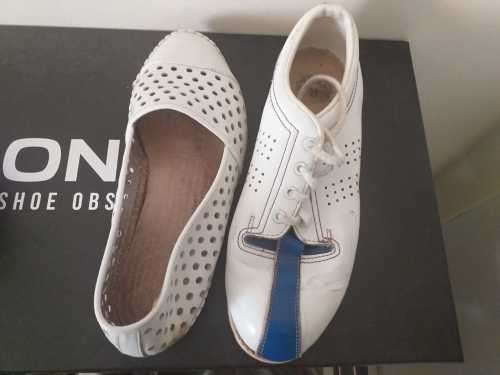 Witchery & Leamer Genuine Leather shoes (Bidding for both shoes and in very good condition)