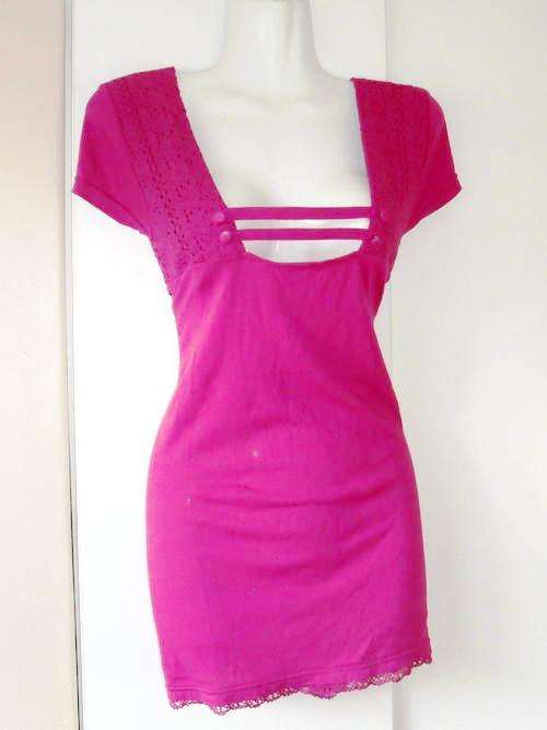 BRAND NEW VOLCOM TOP, STUNNING!!!!!! *SPECIAL*