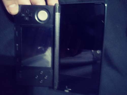 Nintendo 3DS and DS.