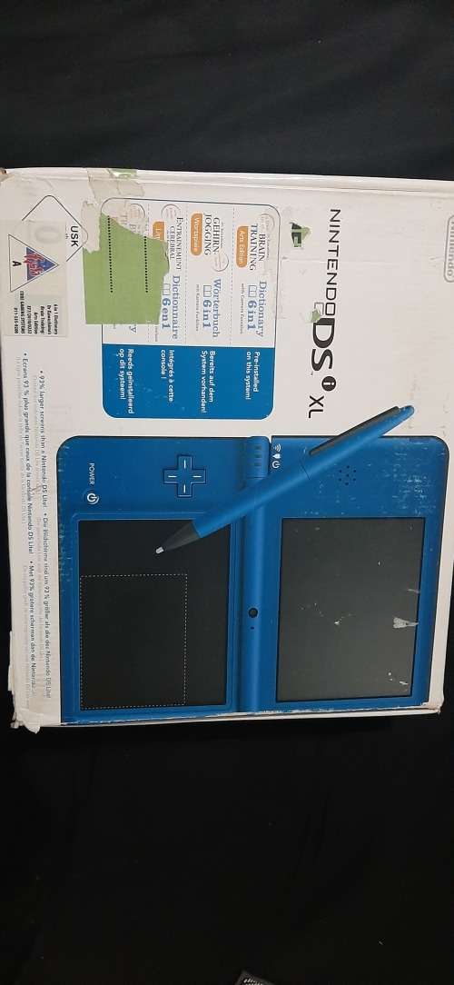 Blue Nintendo DS XL + 5 games