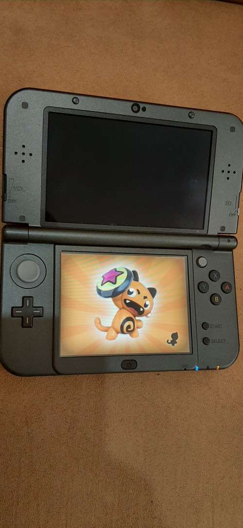 New Nintendo 3DS XL ( Very good condition)