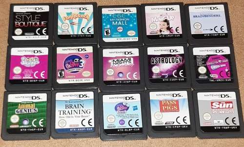 Nintendo DS Black ( Good Condition & 15 games)